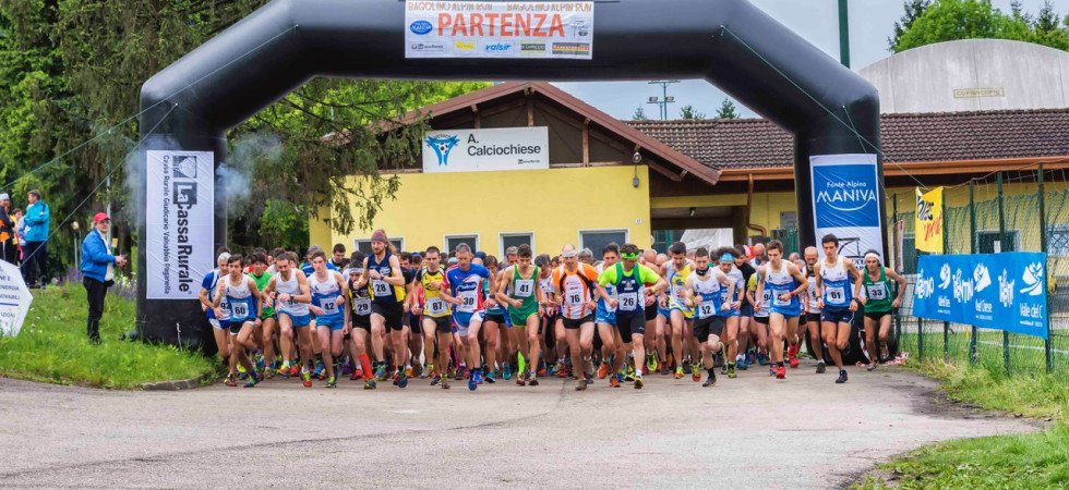 La partenza da Darzo (foto di Ivan Capelli)